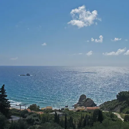 Studio Beach Adonis بيليكاس